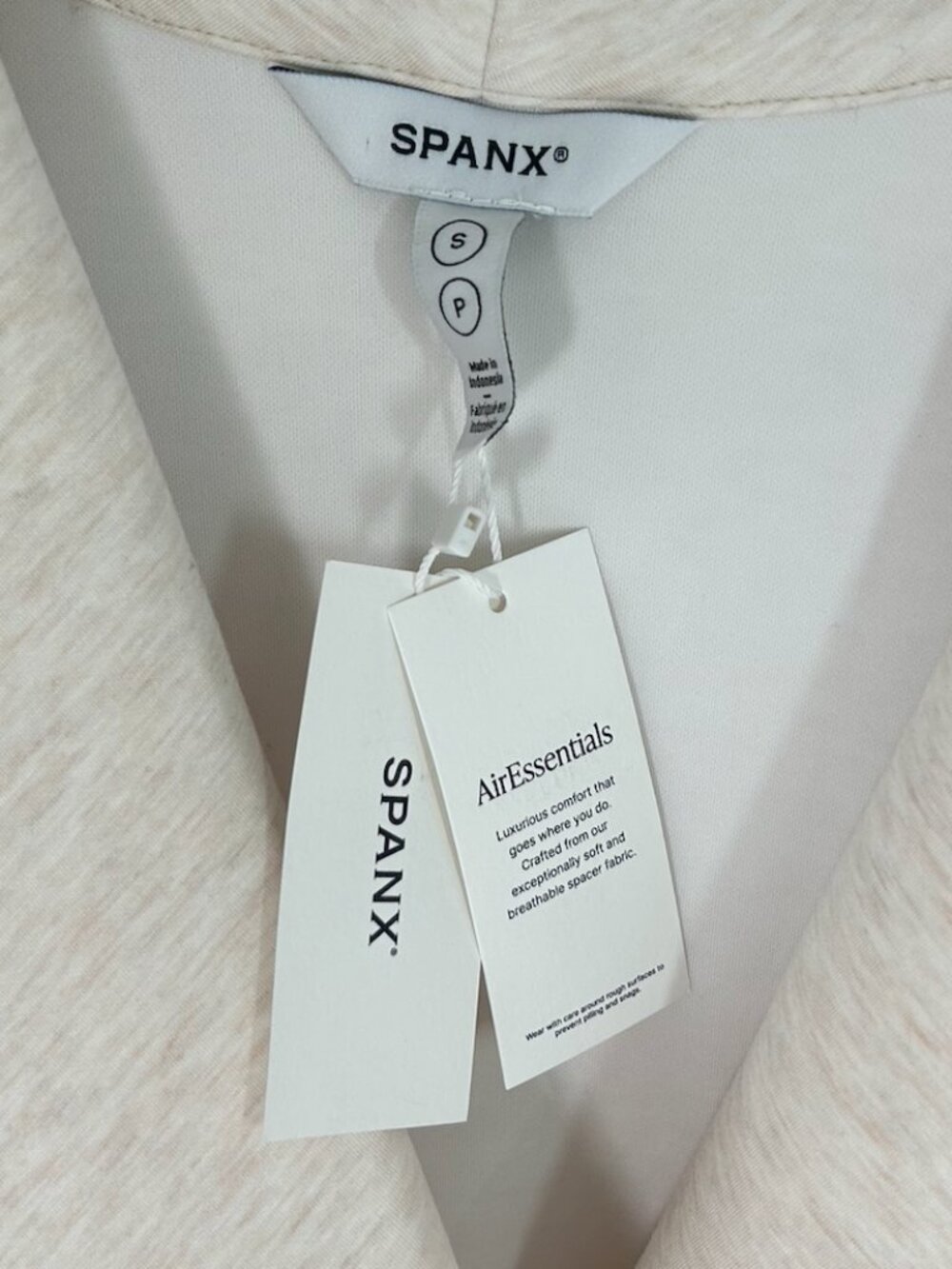 SPANX AirEssentials Wrap Top Small Oatmeal Soft Lounge Athleisure NWT - Picture 4 of 5